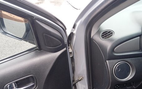 Mitsubishi Outlander III рестайлинг 3, 2006 год, 775 000 рублей, 7 фотография