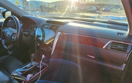 Toyota Camry, 2013 год, 1 690 000 рублей, 6 фотография