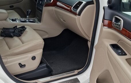 Jeep Grand Cherokee, 2012 год, 1 850 000 рублей, 15 фотография