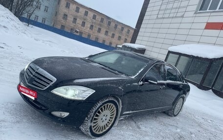 Mercedes-Benz S-Класс, 2006 год, 1 300 000 рублей, 2 фотография