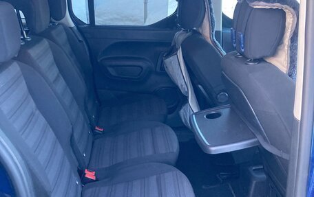 Opel Combo E, 2020 год, 2 375 000 рублей, 22 фотография