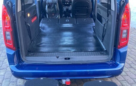 Opel Combo E, 2020 год, 2 375 000 рублей, 18 фотография