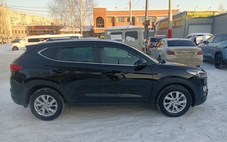 Hyundai Tucson III, 2019 год, 2 600 000 рублей, 4 фотография