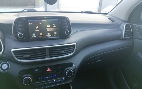 Hyundai Tucson III, 2019 год, 2 600 000 рублей, 10 фотография