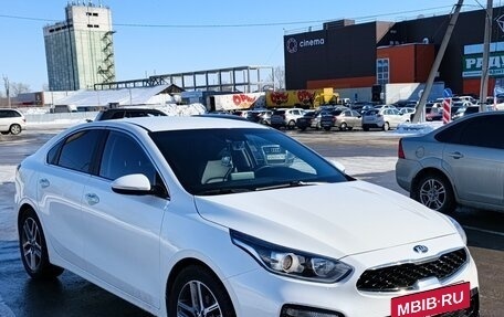 KIA K3, 2020 год, 1 820 000 рублей, 2 фотография