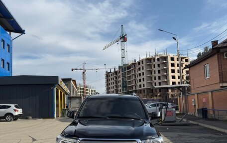 Toyota Land Cruiser 200, 2011 год, 3 799 999 рублей, 2 фотография