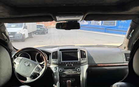 Toyota Land Cruiser 200, 2011 год, 3 799 999 рублей, 8 фотография