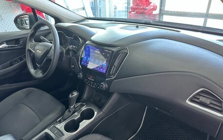 Chevrolet Cruze II, 2017 год, 1 189 900 рублей, 7 фотография