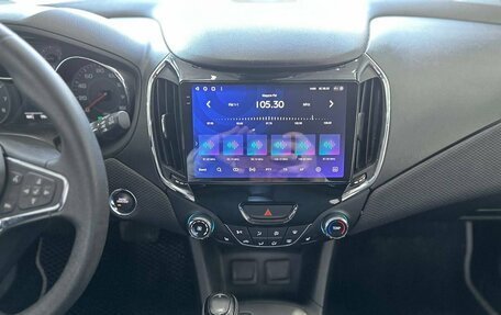 Chevrolet Cruze II, 2017 год, 1 189 900 рублей, 13 фотография