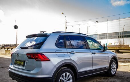 Volkswagen Tiguan II, 2019 год, 2 398 000 рублей, 6 фотография