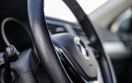 Volkswagen Tiguan II, 2019 год, 2 398 000 рублей, 24 фотография