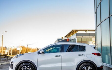 KIA Sportage IV рестайлинг, 2021 год, 2 398 000 рублей, 4 фотография