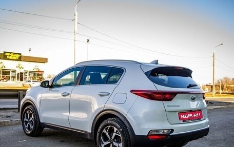 KIA Sportage IV рестайлинг, 2021 год, 2 398 000 рублей, 5 фотография