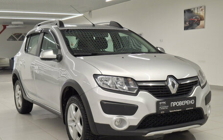 Renault Sandero II рестайлинг, 2017 год, 995 000 рублей, 3 фотография