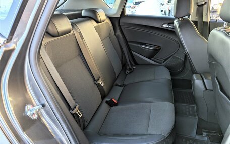 Opel Astra J, 2011 год, 545 000 рублей, 12 фотография