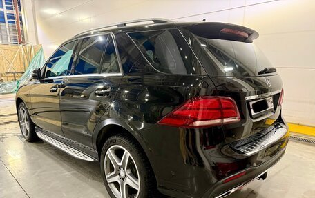 Mercedes-Benz GLE, 2016 год, 3 300 000 рублей, 19 фотография