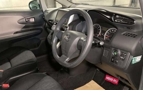 Toyota Wish II, 2009 год, 999 000 рублей, 6 фотография