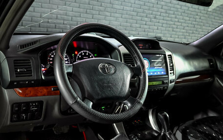 Toyota Land Cruiser Prado 120 рестайлинг, 2006 год, 2 000 000 рублей, 11 фотография