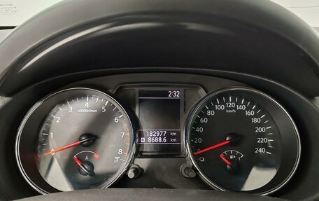 Nissan Qashqai, 2011 год, 935 000 рублей, 13 фотография