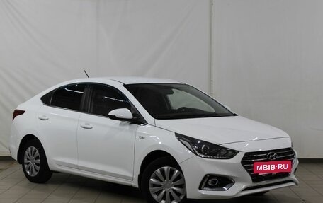 Hyundai Solaris II рестайлинг, 2018 год, 1 250 000 рублей, 3 фотография