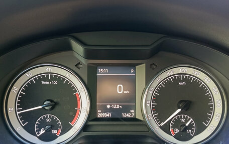 Skoda Octavia, 2017 год, 1 750 000 рублей, 13 фотография