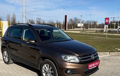 Volkswagen Tiguan I, 2015 год, 1 850 000 рублей, 1 фотография