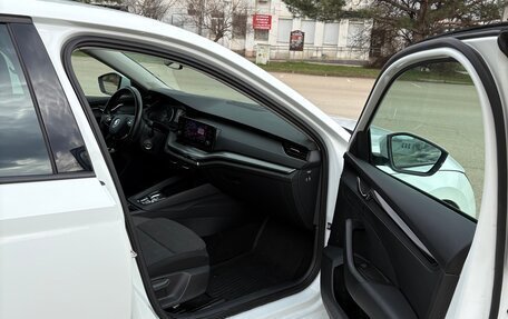 Skoda Octavia IV, 2021 год, 2 350 000 рублей, 16 фотография