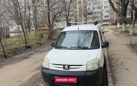 Peugeot Partner II рестайлинг 2, 2007 год, 330 000 рублей, 1 фотография