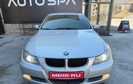BMW 3 серия, 2008 год, 700 000 рублей, 1 фотография