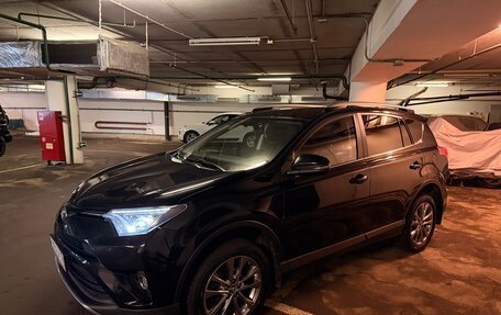 Toyota RAV4, 2019 год, 3 800 000 рублей, 5 фотография