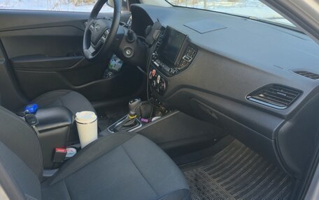 Hyundai Solaris II рестайлинг, 2021 год, 1 340 000 рублей, 5 фотография