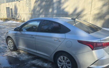 Hyundai Solaris II рестайлинг, 2021 год, 1 340 000 рублей, 4 фотография