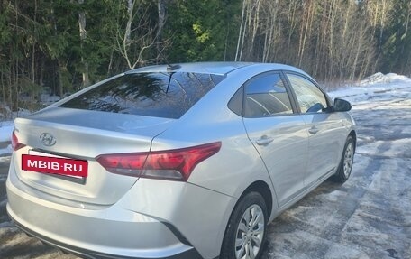 Hyundai Solaris II рестайлинг, 2021 год, 1 340 000 рублей, 3 фотография