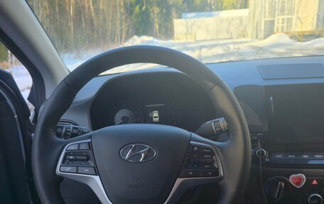 Hyundai Solaris II рестайлинг, 2021 год, 1 340 000 рублей, 6 фотография