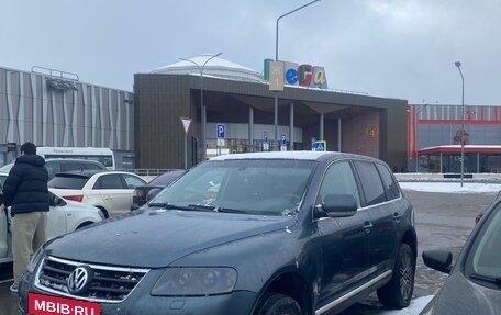 Volkswagen Touareg III, 2004 год, 512 000 рублей, 3 фотография