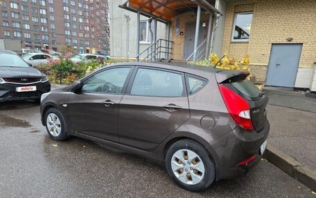 Hyundai Solaris II рестайлинг, 2014 год, 810 000 рублей, 3 фотография