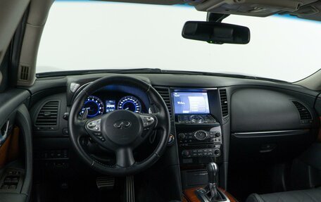 Infiniti QX70, 2017 год, 3 697 055 рублей, 6 фотография