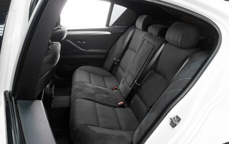 BMW 5 серия, 2011 год, 2 139 000 рублей, 12 фотография