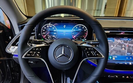 Mercedes-Benz E-Класс, 2024 год, 5 600 000 рублей, 9 фотография