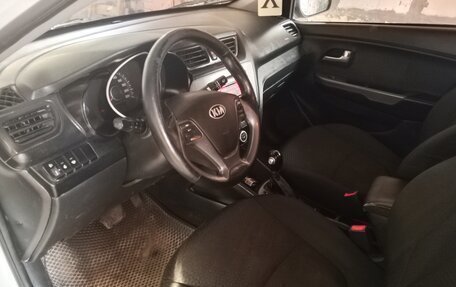 KIA Rio III рестайлинг, 2017 год, 700 000 рублей, 6 фотография