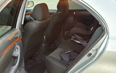 Toyota Avensis III рестайлинг, 2007 год, 900 000 рублей, 7 фотография