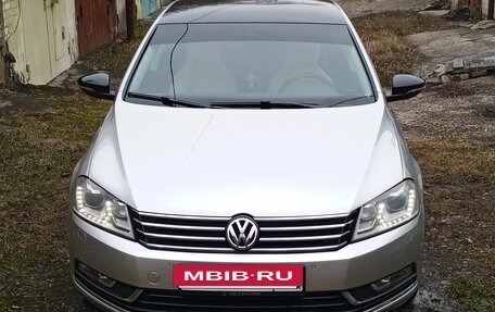 Volkswagen Passat B7, 2011 год, 1 200 000 рублей, 2 фотография