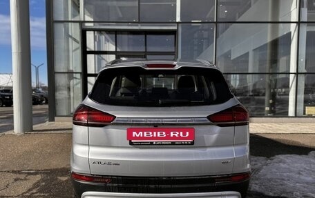 Geely Atlas, 2024 год, 2 290 000 рублей, 10 фотография