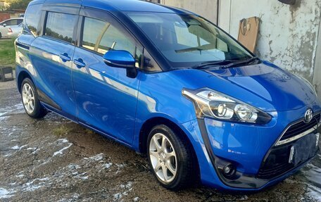 Toyota Sienta II, 2017 год, 1 350 000 рублей, 2 фотография