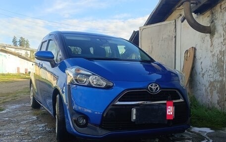 Toyota Sienta II, 2017 год, 1 350 000 рублей, 4 фотография