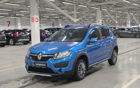 Renault Sandero II рестайлинг, 2017 год, 905 000 рублей, 1 фотография
