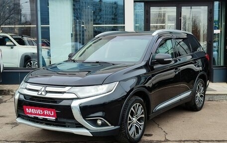 Mitsubishi Outlander III рестайлинг 3, 2015 год, 1 462 000 рублей, 1 фотография