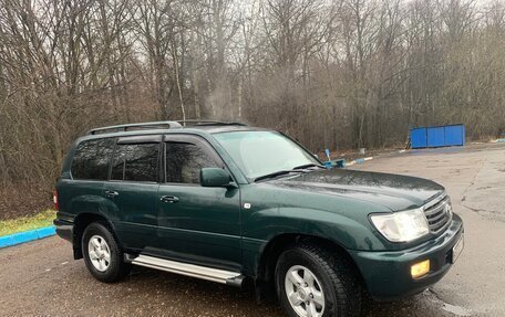 Toyota Land Cruiser 100 рестайлинг 2, 2000 год, 1 600 000 рублей, 11 фотография