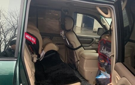 Toyota Land Cruiser 100 рестайлинг 2, 2000 год, 1 600 000 рублей, 9 фотография