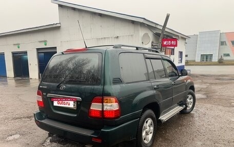 Toyota Land Cruiser 100 рестайлинг 2, 2000 год, 1 600 000 рублей, 12 фотография